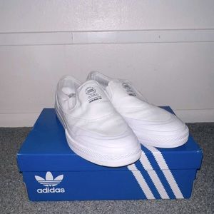 white adidas shoes. size 9